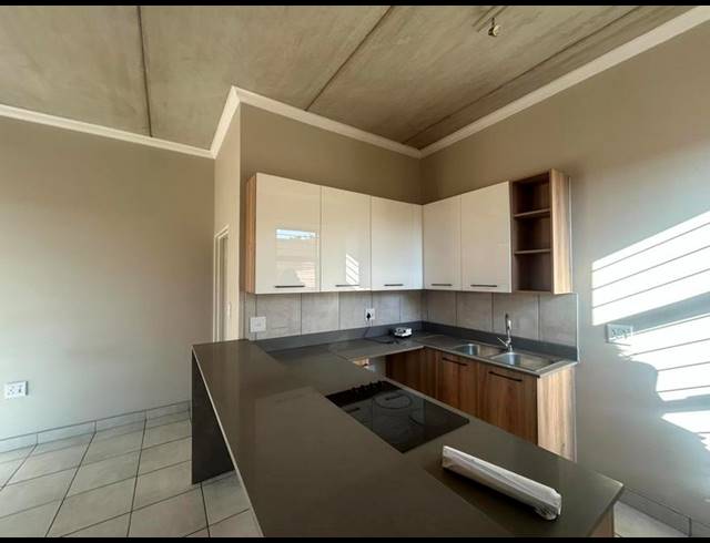 2 BEDROOM DUPLEX FOR SALE IN MONTANA